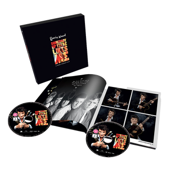 Ronnie Wood - Somebody Up There Likes Me (Deluxe BR/DVD + 40 Page Book) Open